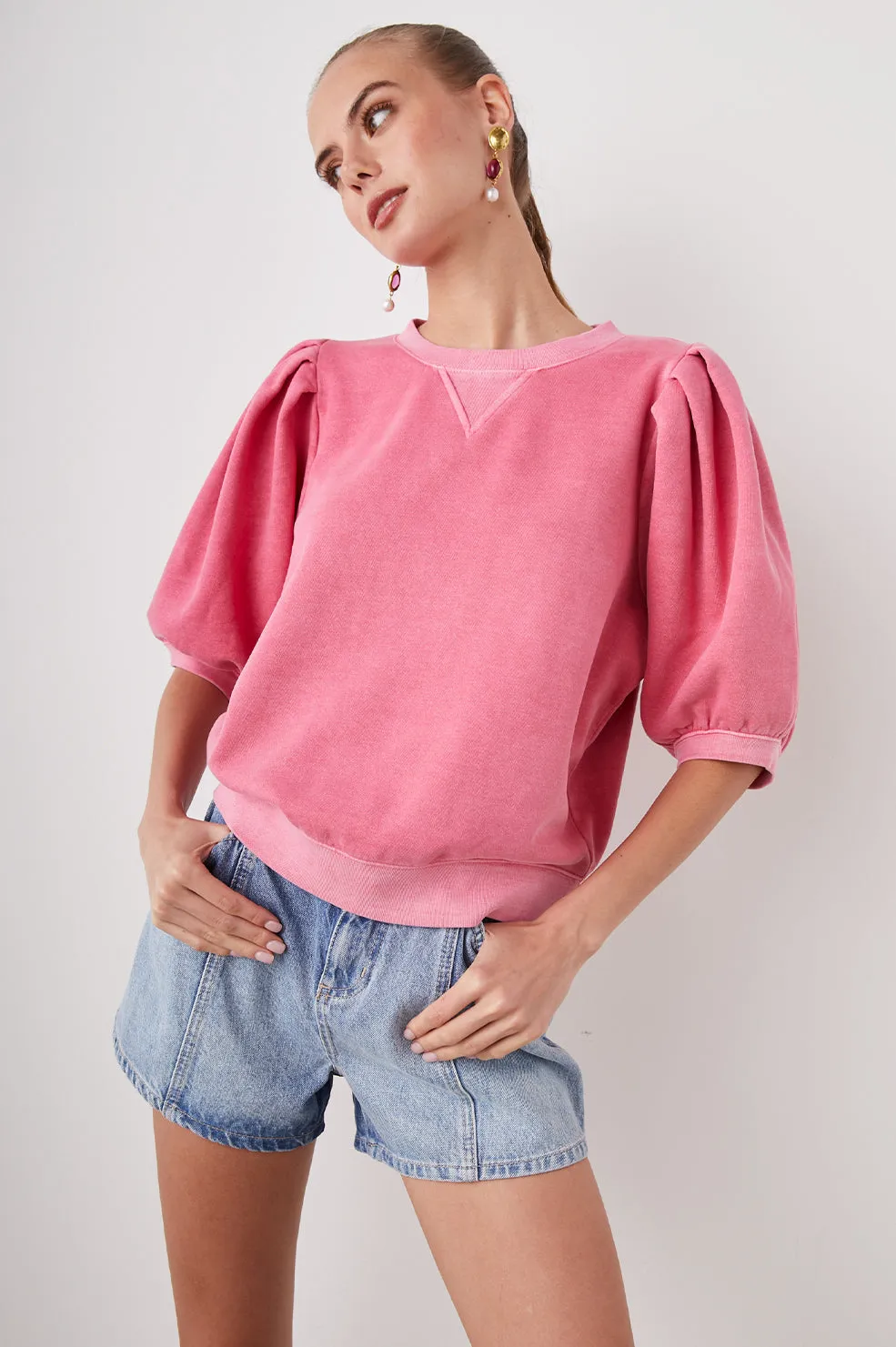 Camy Sweatshirt ~ Hibiscus