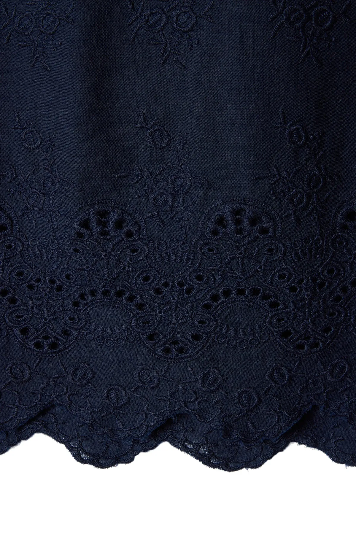 Trovata Birds of Paradis Bailey Blouse in Midnight Broderie